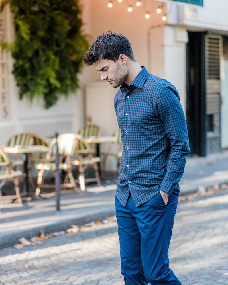 Chemise en flanelle à carreaux foncés