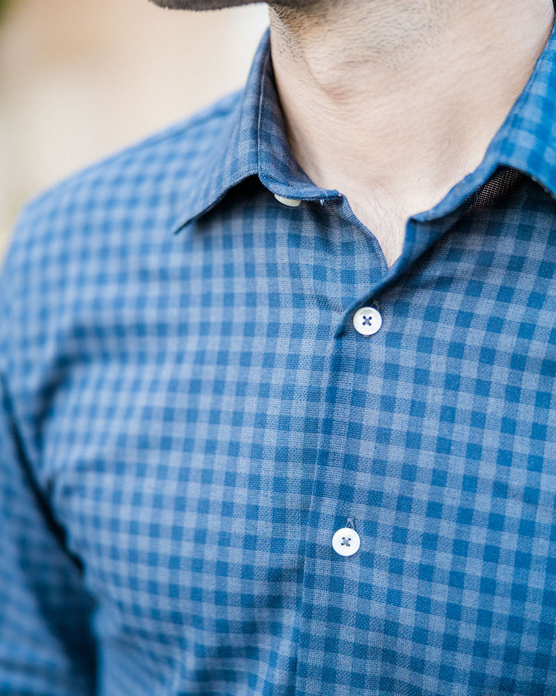 Chemise en flanelle à carreaux foncés